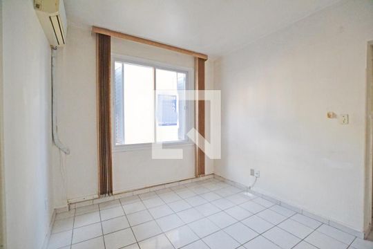Sala de apartamento à venda com 1 quarto, 40m² em Centro Histórico, Porto Alegre