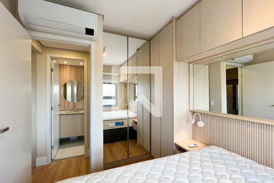 Suíte de apartamento para alugar com 1 quarto, 31m² em Indianópolis, São Paulo