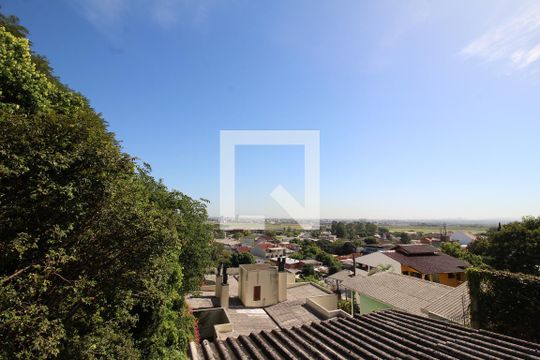 Vista de casa à venda com 3 quartos, 170m² em Jardim Floresta, Porto Alegre