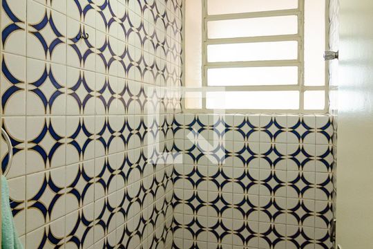 Lavabo de casa à venda com 3 quartos, 325m² em Cidade Domitila, São Paulo