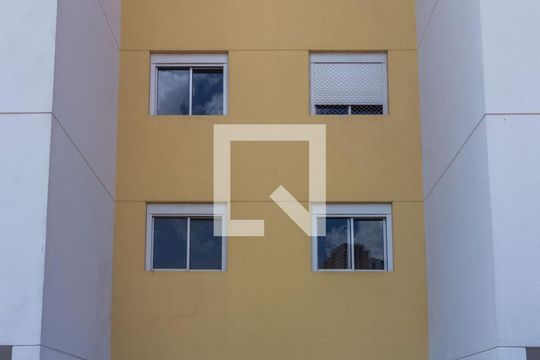Entrada de apartamento para alugar com 2 quartos, 86m² em Esplanada, Embu das Artes