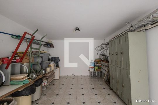 Garagem de casa à venda com 3 quartos, 200m² em Vila Esperança, São Paulo
