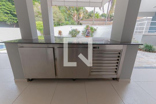 Área comum de casa de condomínio para alugar com 5 quartos, 480m² em Loteamento Residencial Barão do Café, Campinas