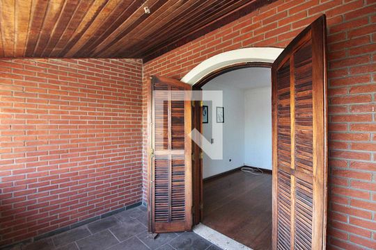 Quarto 1 Sacada de casa à venda com 3 quartos, 250m² em Jd Silvina, São Bernardo do Campo