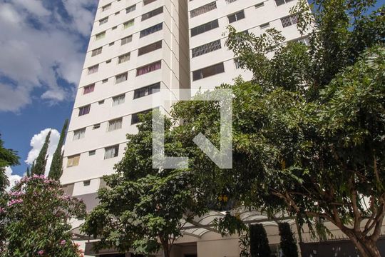Fachada de apartamento à venda com 3 quartos, 104m² em Setor Aeroporto, Goiânia