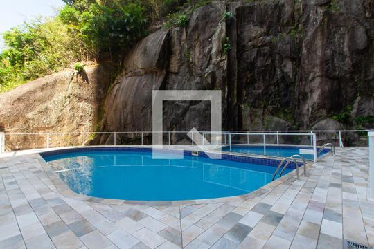 Área Comum - Piscina de apartamento para alugar com 3 quartos, 320m² em Barra Funda, Guarujá