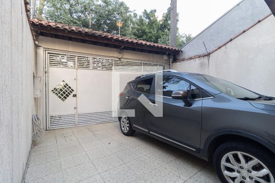 Garagem de casa à venda com 3 quartos, 130m² em Vila Santa Teresa (zona Sul), São Paulo
