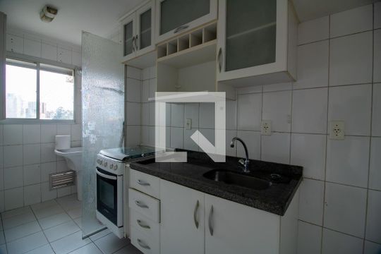 Cozinha de apartamento à venda com 2 quartos, 44m² em Jardim Ampliação, São Paulo