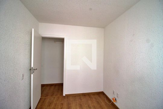 Quarto 1 de apartamento à venda com 2 quartos, 44m² em Jardim Maria Duarte, São Paulo