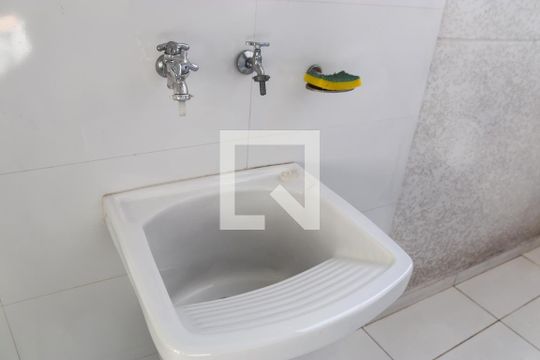 Área de Serviço de apartamento à venda com 2 quartos, 46m² em Vila Mazzei, São Paulo