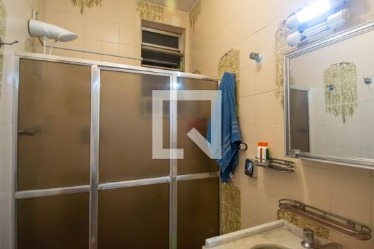 Banheiro de apartamento para alugar com 1 quarto, 20m² em Copacabana, Rio de Janeiro