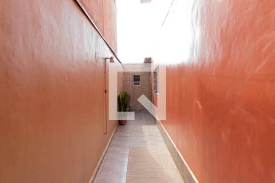 Corredor de casa à venda com 5 quartos, 280m² em Jardim Maringá, São Paulo