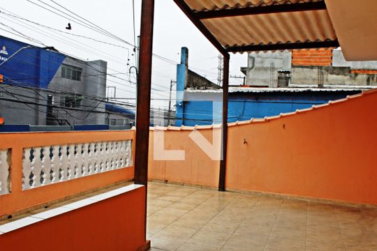 Sacada de casa à venda com 3 quartos, 350m² em Jardim Norma, São Paulo