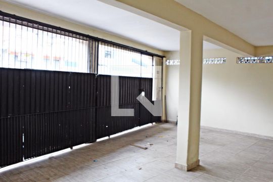 Garagem de casa à venda com 3 quartos, 350m² em Jardim Norma, São Paulo