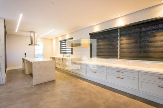 Cozinha de casa para alugar com 3 quartos, 470m² em Vila Gilda, Santo André