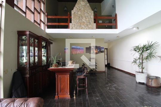 Sala 1 de casa à venda com 4 quartos, 386m² em Jardim Santa Helena, São Paulo