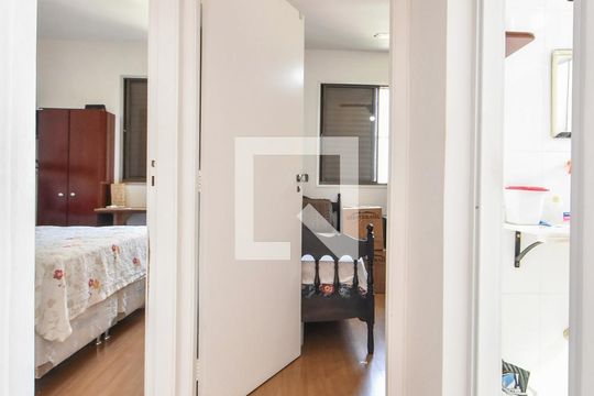 Corredor de apartamento à venda com 2 quartos, 75m² em Cidade Monções, São Paulo