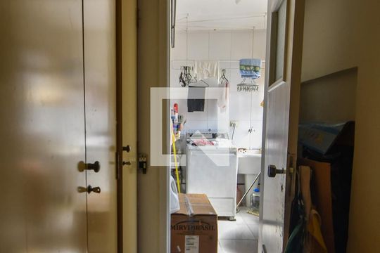 Quarto de Serviços de apartamento à venda com 2 quartos, 75m² em Cidade Monções, São Paulo