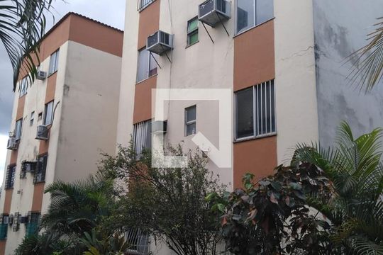 Fachada do bloco de apartamento para alugar com 3 quartos, 59m² em Campo Grande, Rio de Janeiro