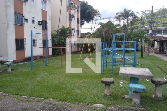 Playground de apartamento para alugar com 3 quartos, 59m² em Campo Grande, Rio de Janeiro