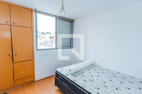 Quarto 2 de apartamento para alugar com 2 quartos, 57m² em Parque Peruche, São Paulo