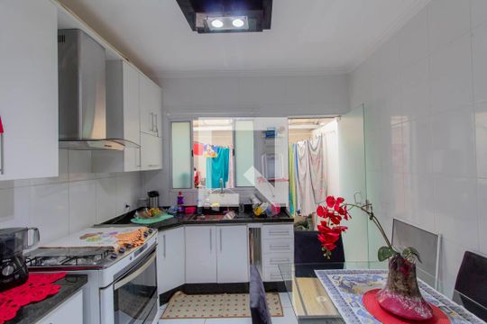 Cozinha  de casa de condomínio à venda com 2 quartos, 68m² em Burgo Paulista, São Paulo