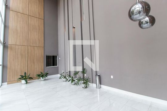 Entrada de apartamento para alugar com 3 quartos, 69m² em Alphaville Empresarial, Barueri