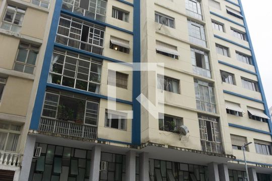 Fachada de apartamento à venda com 2 quartos, 141m² em Bela Vista, São Paulo