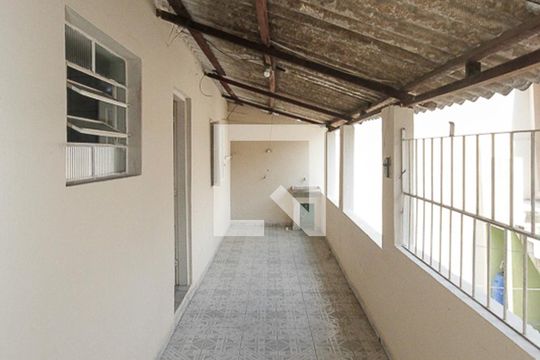 Área de Serviço de casa para alugar com 1 quarto, 50m² em Parque São Rafael, São Paulo