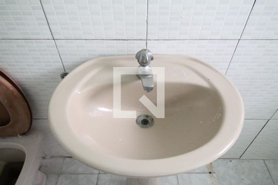 Pia de casa à venda com 2 quartos, 100m² em Jardim Ponte Rasa, São Paulo