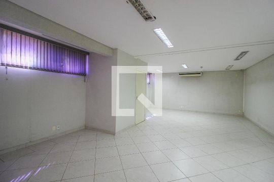 Casa 2 de casa à venda com 2 quartos, 244m² em Vila Vianelo, Jundiaí