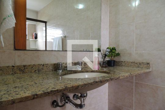 Banheiro da Suíte  de apartamento à venda com 2 quartos, 70m² em Freguesia de Jacarepaguá, Rio de Janeiro