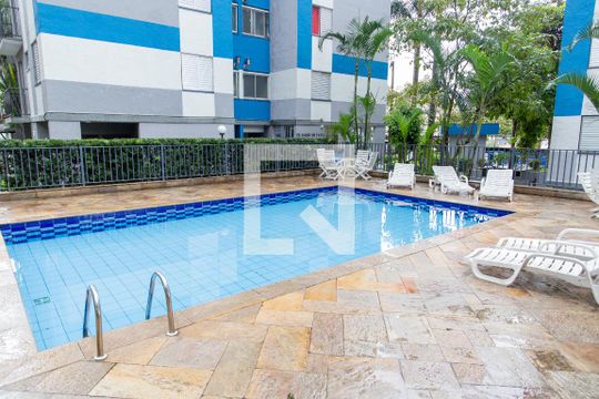 Piscina de apartamento à venda com 2 quartos, 48m² em Taboão, Diadema