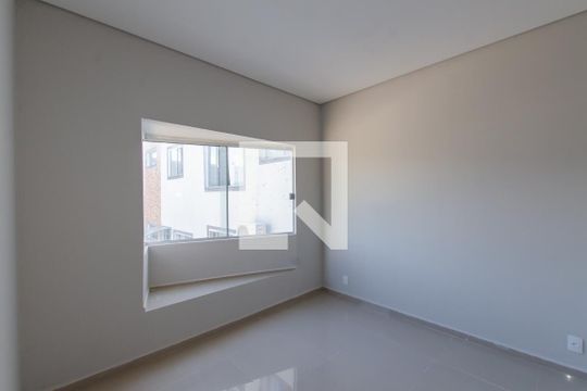 Quarto 1 de casa de condomínio para alugar com 2 quartos, 72m² em Campeche Central, Florianópolis
