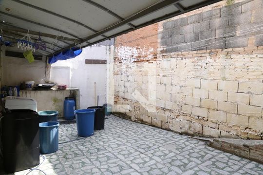 Quintal de casa à venda com 4 quartos, 320m² em Moinho Velho, São Paulo