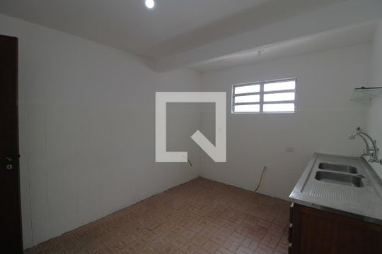Cozinha de casa para alugar com 2 quartos, 72m² em Parque Residencial Julia, São Paulo