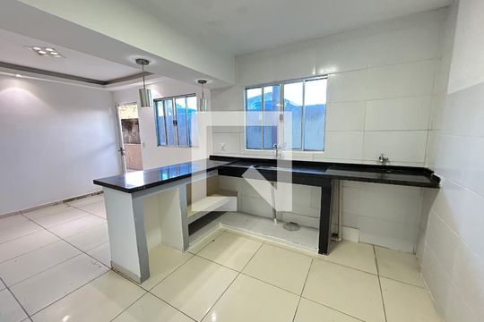 Cozinha de apartamento à venda com 2 quartos, 45m² em Piedade, Rio de Janeiro