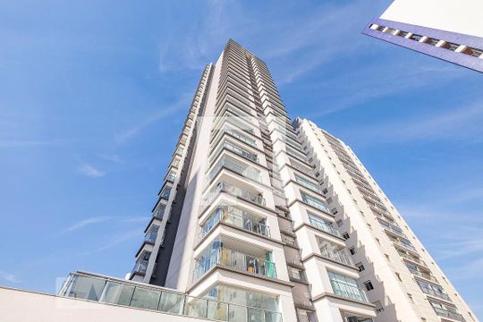 Fachada de apartamento para alugar com 1 quarto, 64m² em Pinheiros, São Paulo