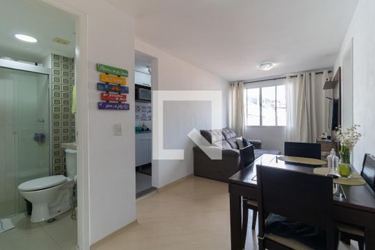 Sala de apartamento à venda com 3 quartos, 60m² em Vila Água Funda, São Paulo