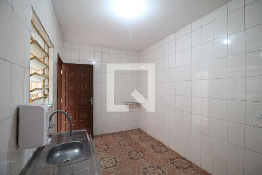Cozinha de casa para alugar com 2 quartos, 95m² em Parque Boturussu, São Paulo