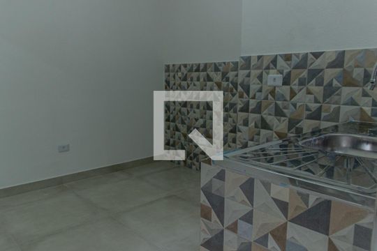 Cozinha de casa de condomínio para alugar com 1 quarto, 33m² em Vila Boacava, São Paulo