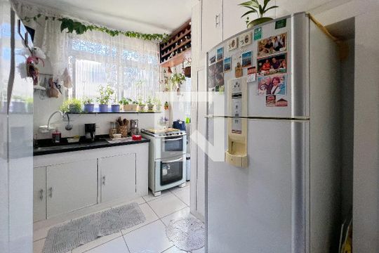 Cozinha de apartamento à venda com 3 quartos, 76m² em Planalto Paulista, São Paulo