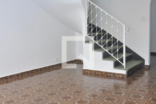 Sala de casa à venda com 3 quartos, 150m² em Vila Bonilha, São Paulo