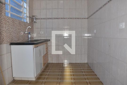 Cozinha de casa para alugar com 3 quartos, 150m² em Vila Bonilha, São Paulo