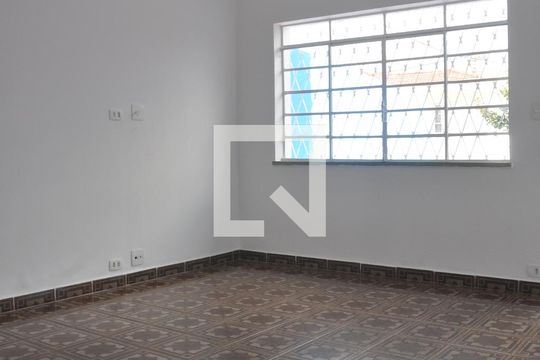 Sala de casa à venda com 3 quartos, 150m² em Vila Bonilha, São Paulo