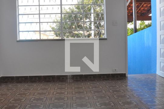 Sala de casa à venda com 3 quartos, 150m² em Vila Bonilha, São Paulo