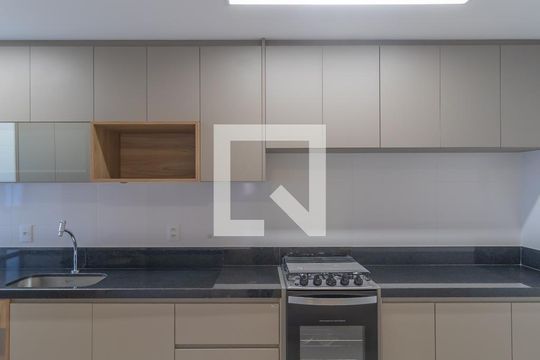 Cozinha de apartamento à venda com 3 quartos, 83m² em Cidade Nova, Belo Horizonte