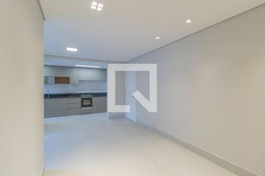 Sala de apartamento à venda com 3 quartos, 83m² em Cidade Nova, Belo Horizonte