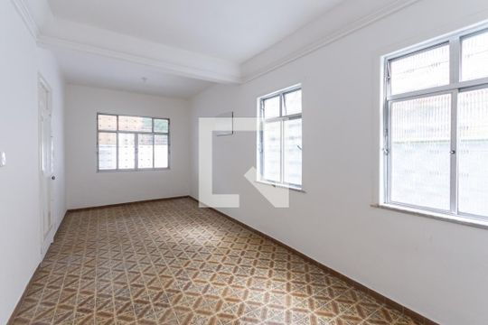 Sala de casa à venda com 3 quartos, 500m² em Vila Isabel, Rio de Janeiro