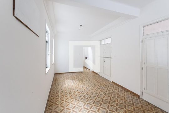 Sala de casa à venda com 3 quartos, 500m² em Vila Isabel, Rio de Janeiro